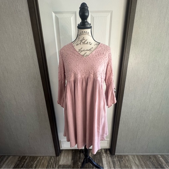 DAVI & DANI Pink Mini Dress - Picture 1 of 12